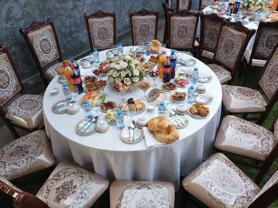 24/7 Prokat stol stul pasuda. Zontik shatyor.