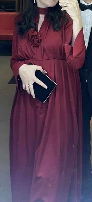 Длинное вечернее платье