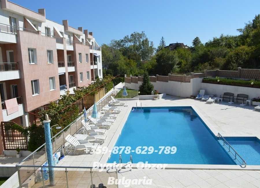 Продава се Тристаен апартамент в Бяла - 78 кв.м за 559 €/кв.м - Снимка #2