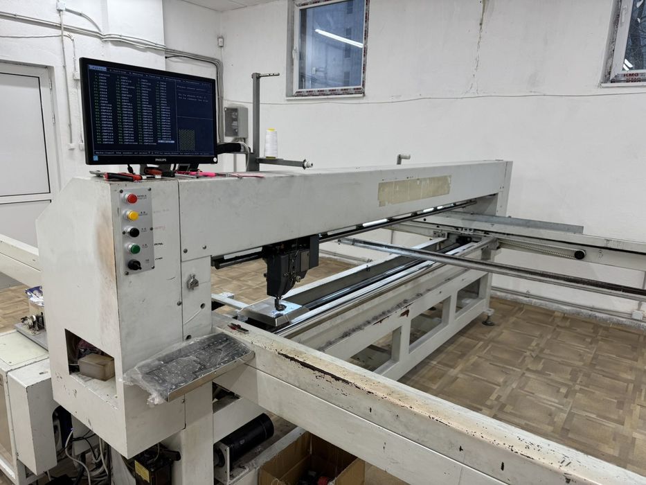 Тегелираща машина.