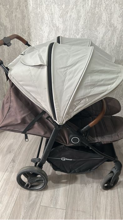 Коляска для двойни