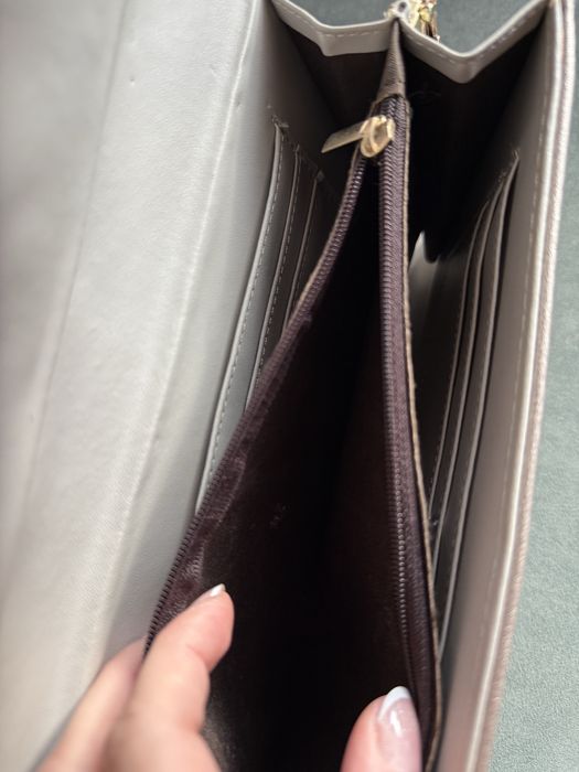 Лот чанти parfois и charles & keith- 2 броя за 40лв. НОВИ