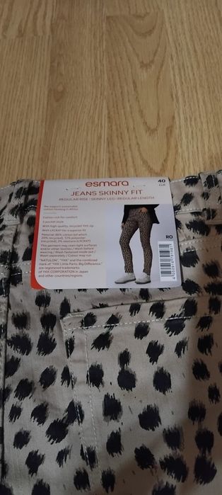 Pantolaloni dama ,material jeans ,M/40,noi