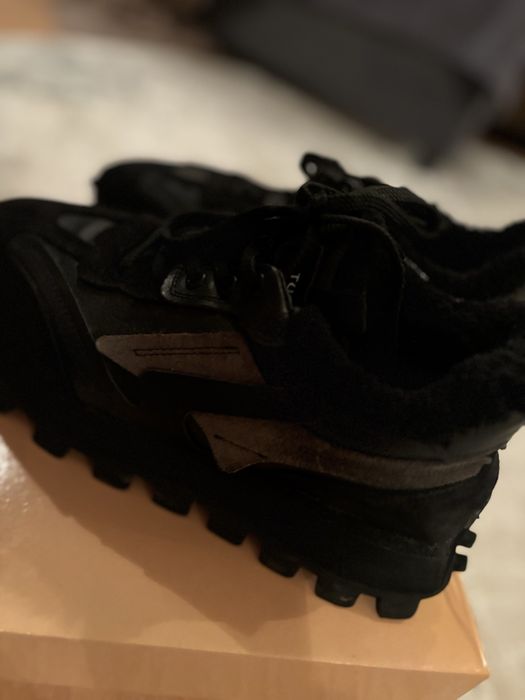 Осеннии/зимние ботинки,кроссовки