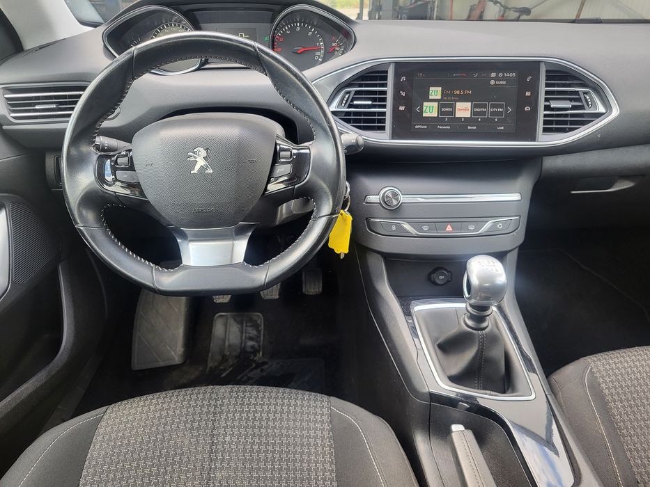 Peugeot 308 Hatchback 1.5 Bluehdi 131 cp E6 An 2018