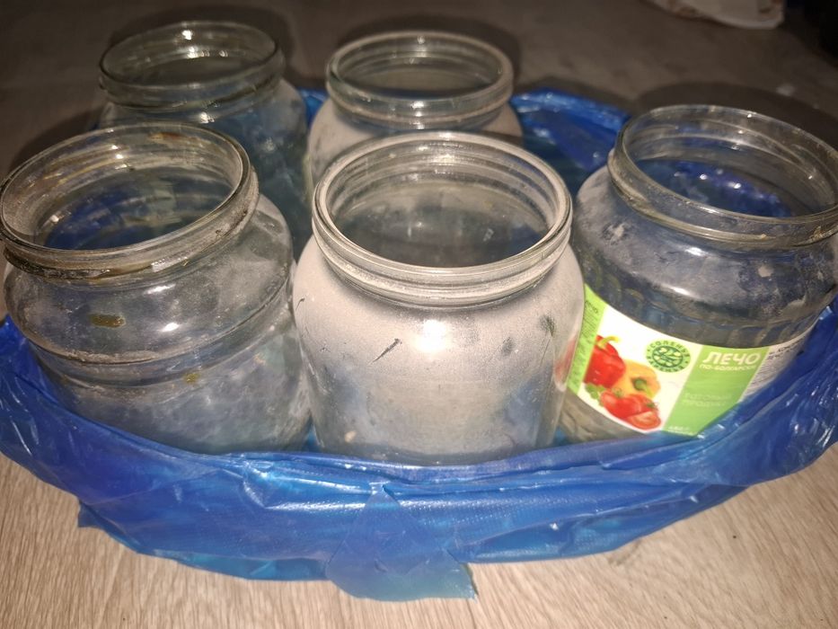 Продаются разные банки и баночки