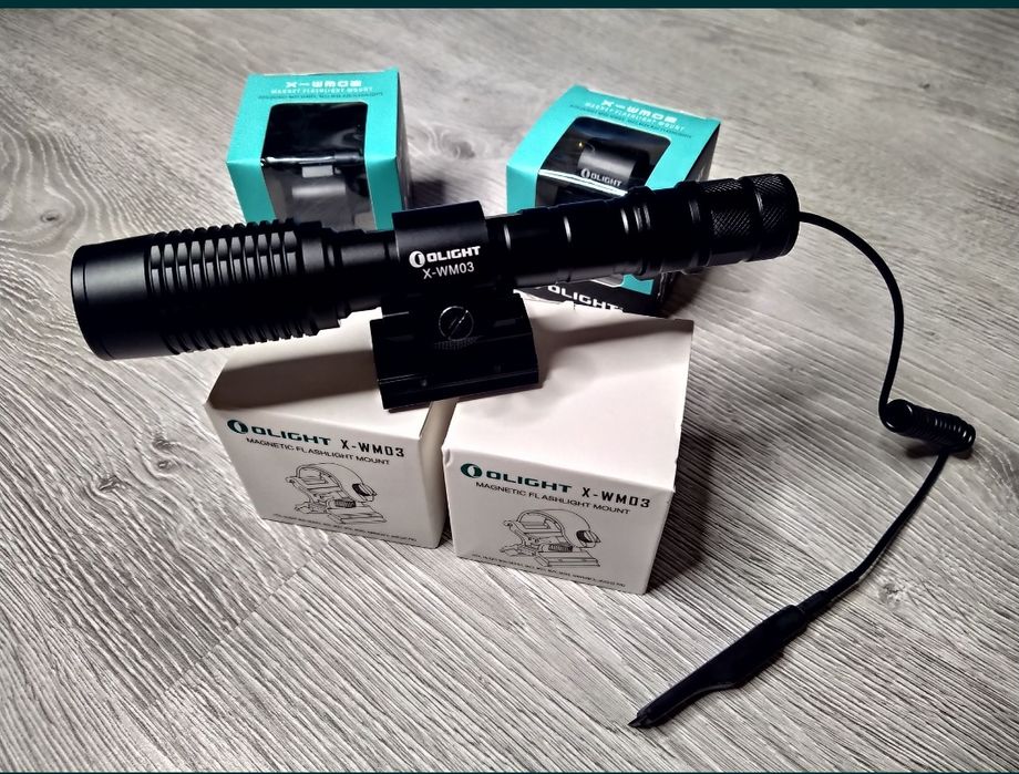 Suport Magnetic Olight XWM-03, Sistem Reglabil la Cei 3 Magneti