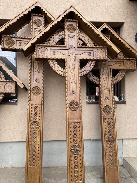 Troițe și cruci ortodoxe