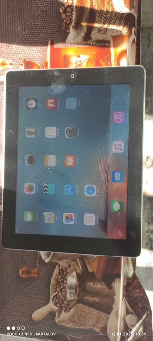 Таблет Apple iPad 4 16 GB закупен в Англия