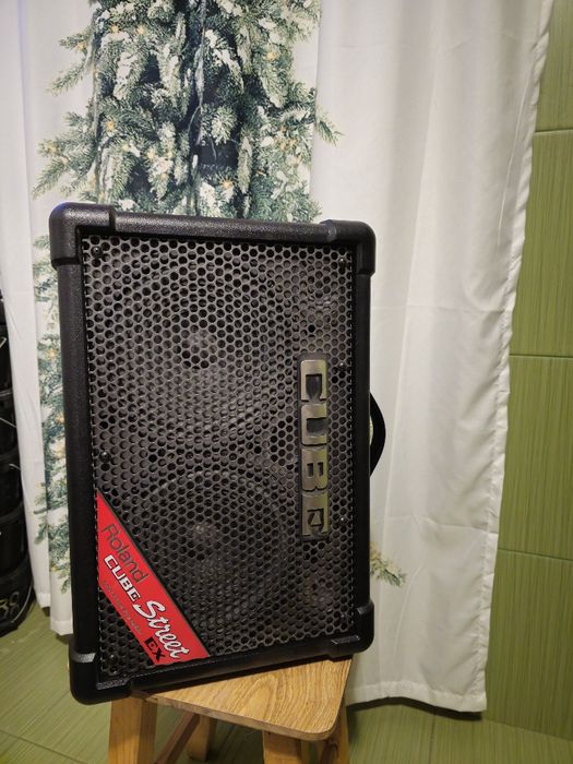 Roland Cube Street Ex