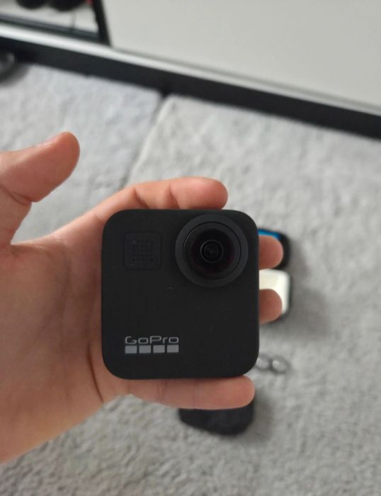 Go pro max cititi descrierea