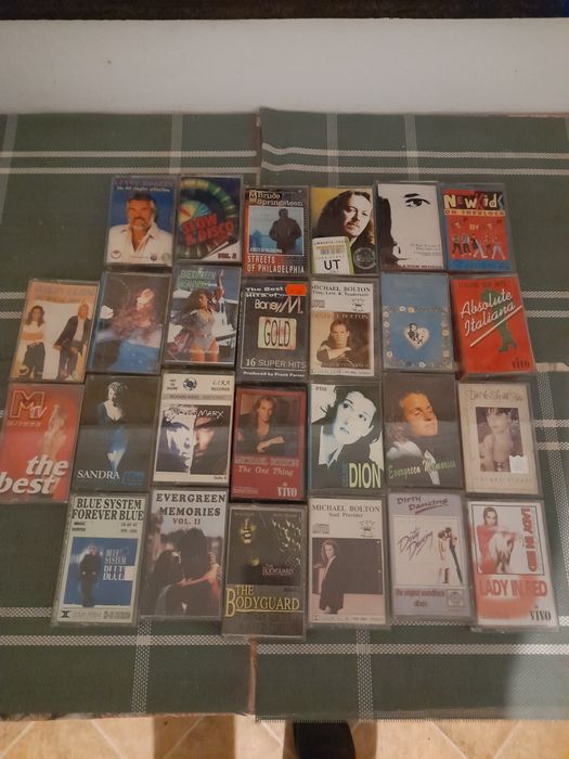 Casete audio, mai multe genuri.
