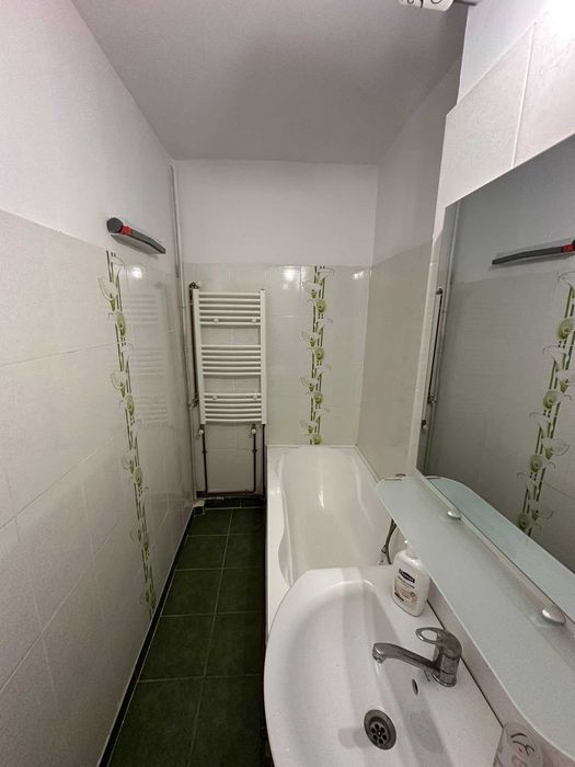 Garsonieră luminoasă | Centrală Proprie | 26 mp2 | Tineretului