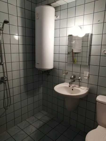 Дава се под наем Двустаен апартамент в Бургас, Лазур - 80 кв.м за 127.5 € - Снимка #3