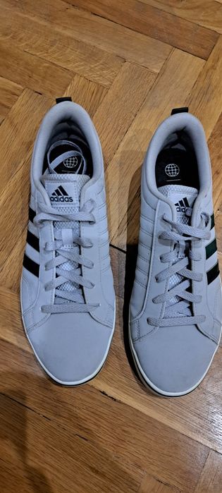 Маратонки Adidas