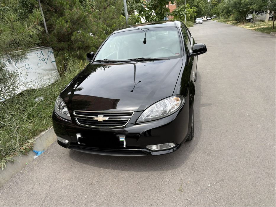 Lacetti Gentra 2023