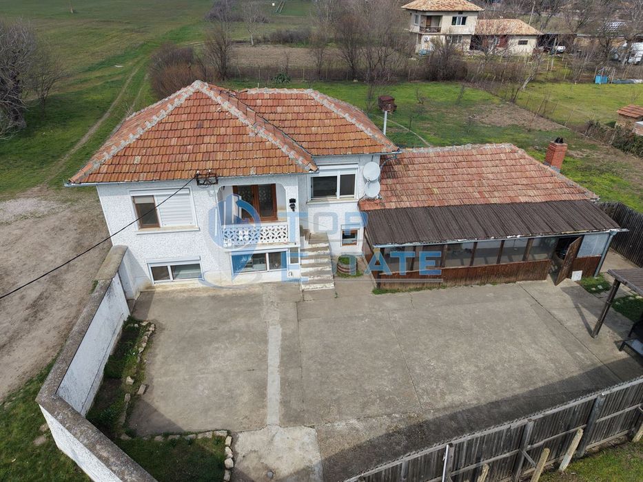 Продава се Къща в с. Раданово, Област Велико Търново - 140 кв.м за 248 €/кв.м - Снимка #9