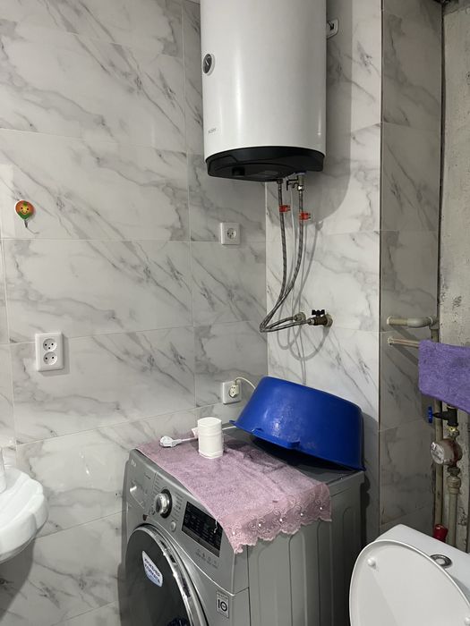 Продам 1 комн переделанная в двух