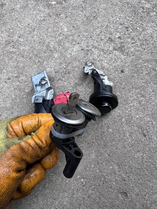 Vand set yale+contact Dacia Duster 2014/2017