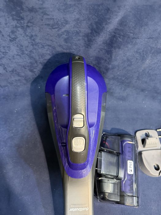 Прахосмукачката Black and Decker Dustbuster