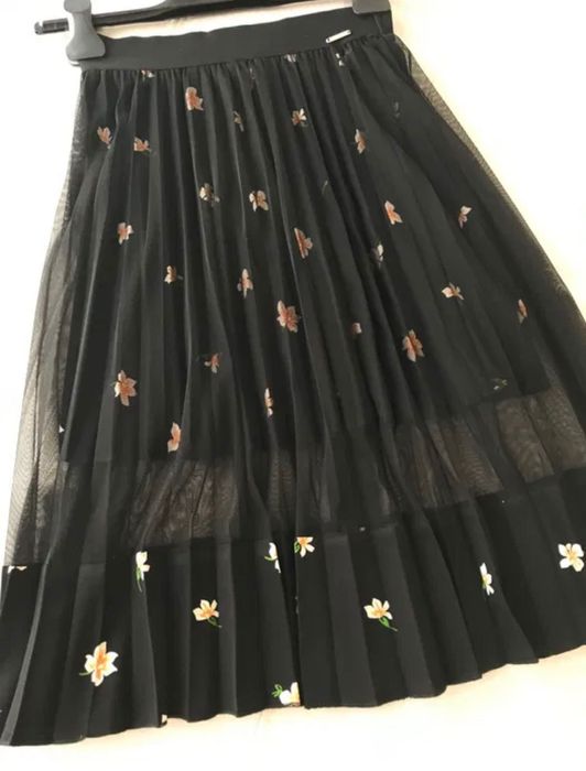 Плисирана пола “GUESS “