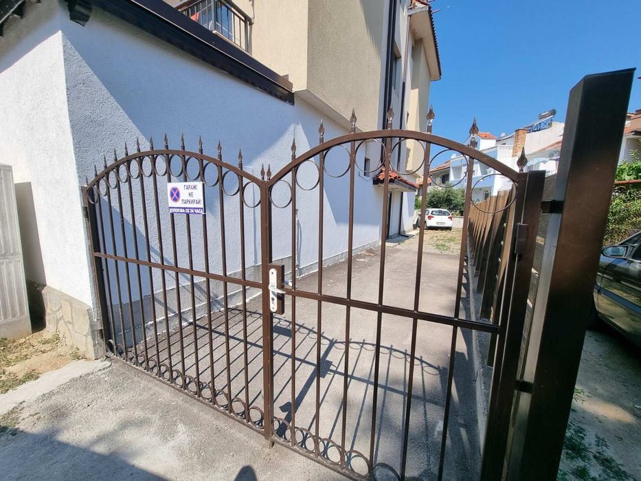 Дава се под наем Двустаен апартамент в Габрово, Трендафил 1 - 42 кв.м за 76000 € - Снимка #1