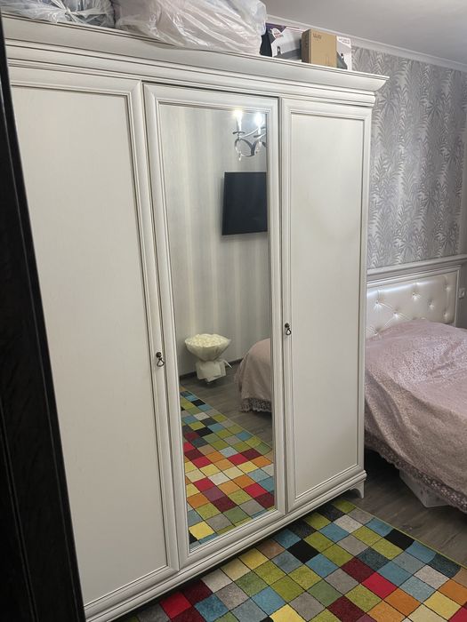 Продам шкаф и кровать