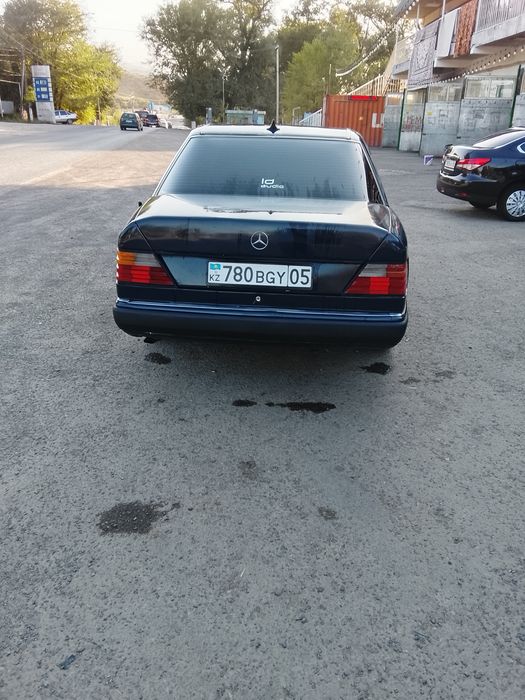Продам Мерседес 124