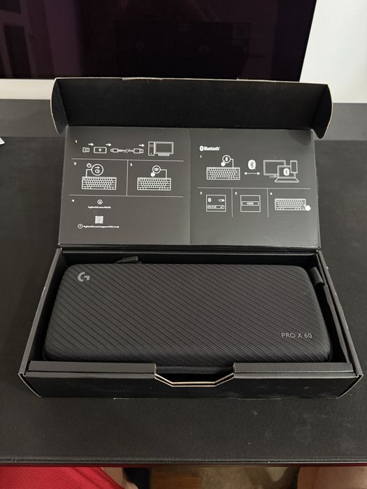 Vand periferice gaming tastatura logitech pro x 60 lightspeed si mouse logitech pro  superlight