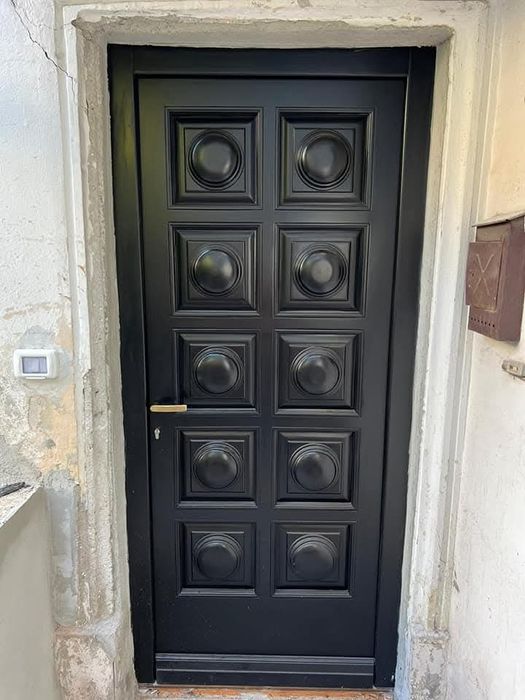 Usi lemn interior exterior