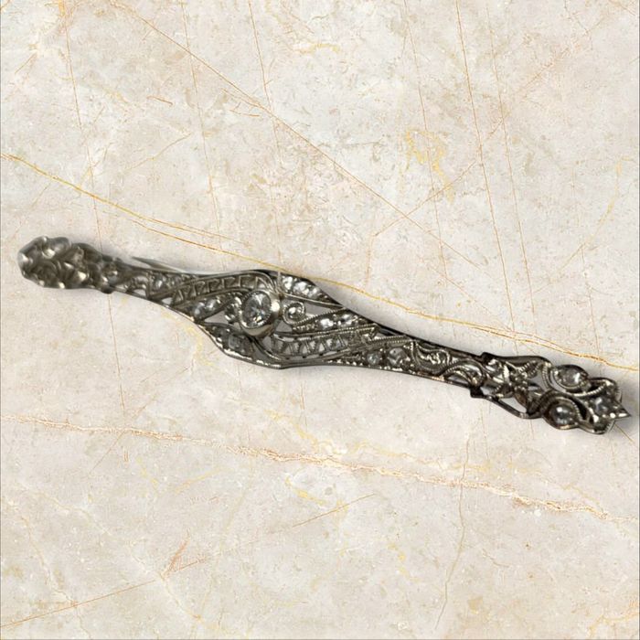 Златна винтидж брожка 18к злато с диаманти