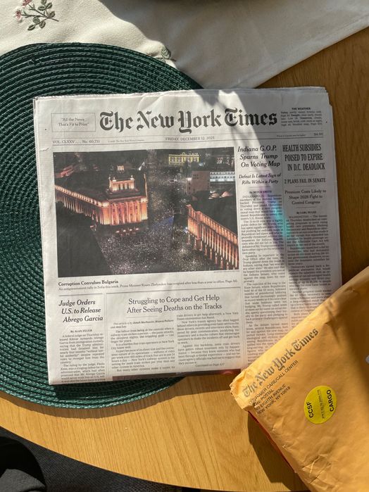 Вестник The New York Times – протестите в София, 12 декември 2025