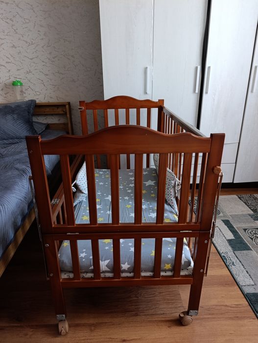 Детская кровать с люлькой