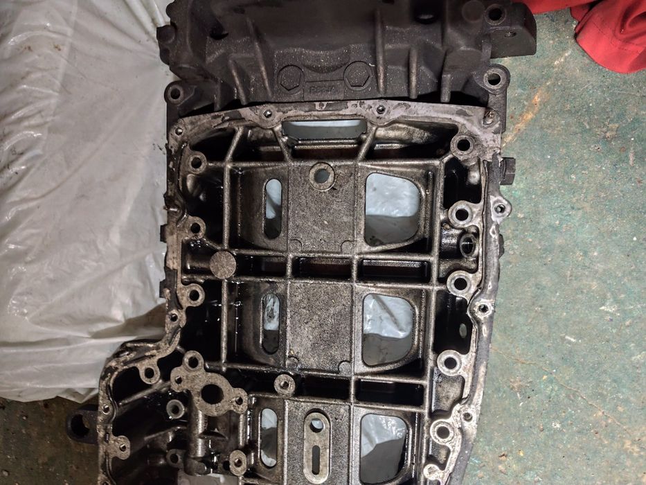 Продавам глава за Форд транзит