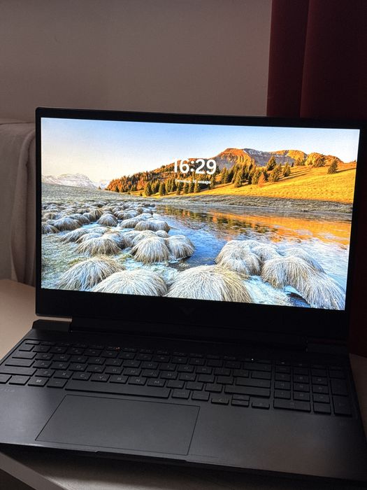 Ноутбук HP Victus