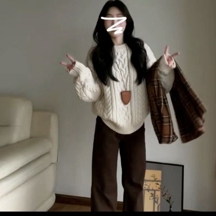 женский свитер вязаный