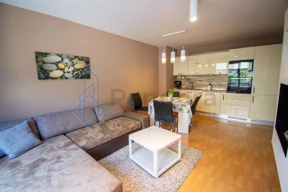 Тристаен ап. жк. Витоша