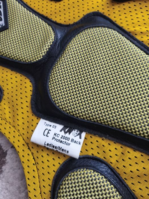 Protectie spate  moto calitativa nu se livreaza