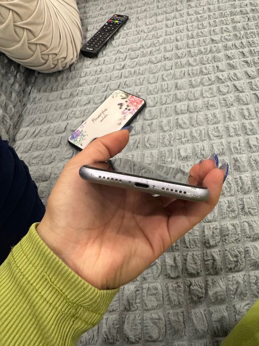 Iphone 11 64gb PURPLE