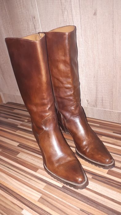 Ghete maro din piele