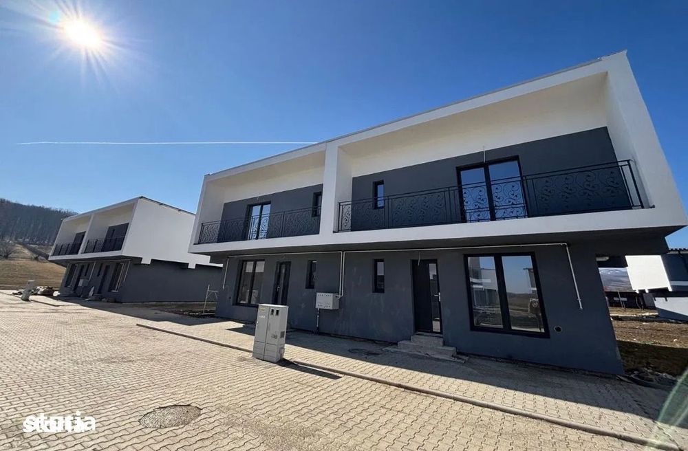 Casa tip duplex +414mp teren in Rasinari- Tropini