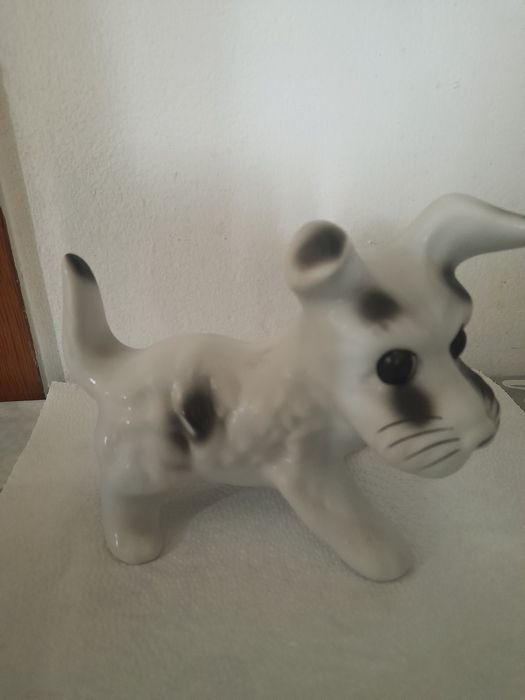 Diverse bibelouri perioada comunista