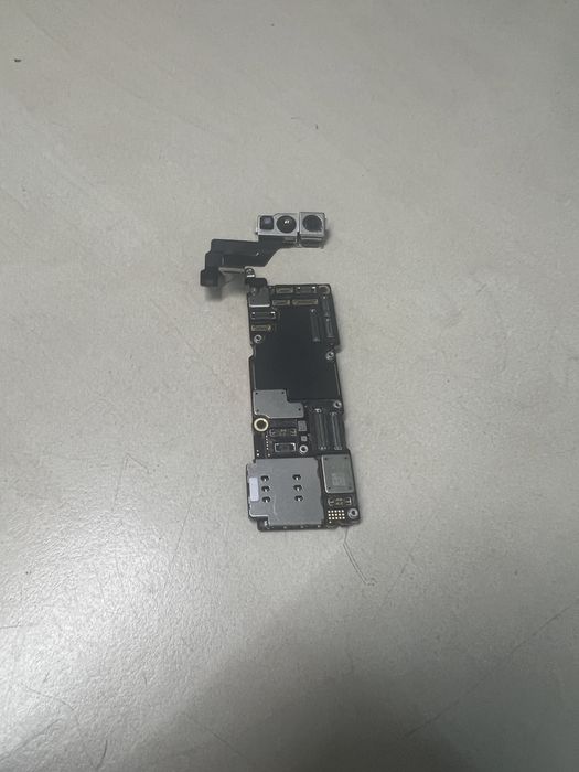 Placa de baza iphone 14 pro cu face id