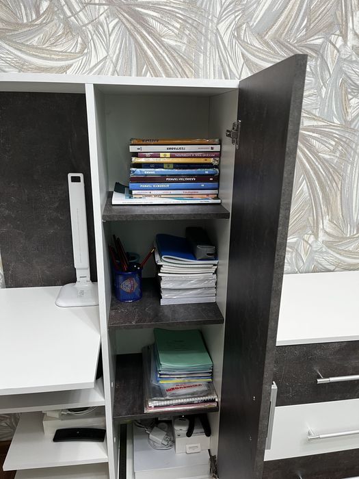 Мебель хорошим состояние