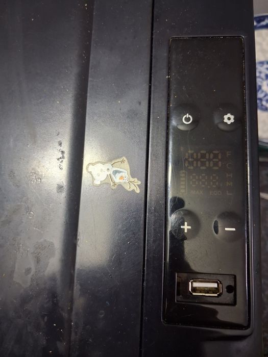 Frigider auto portabil