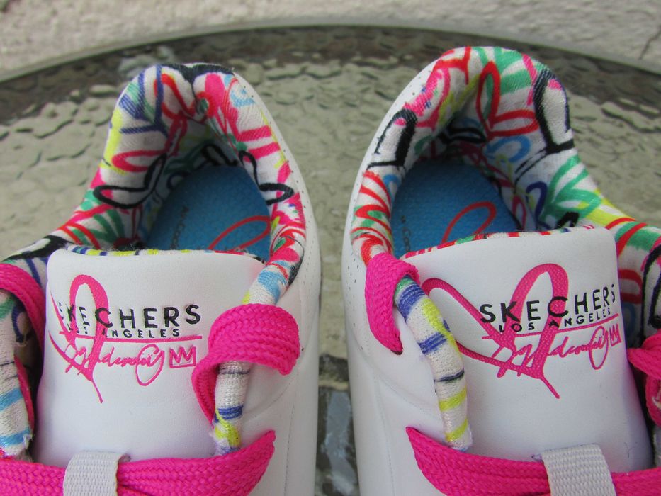Детски маратонки Skechers Uno Lite Lovely Luv