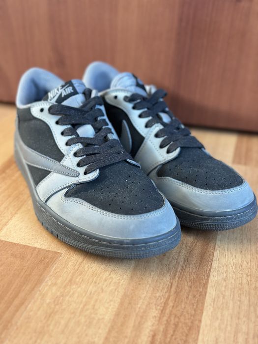 Продаю Nike Air Jordan 1 low Travis Scott