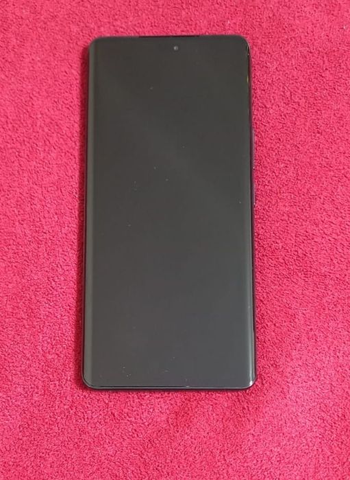 Продаю Honor x9c срочно