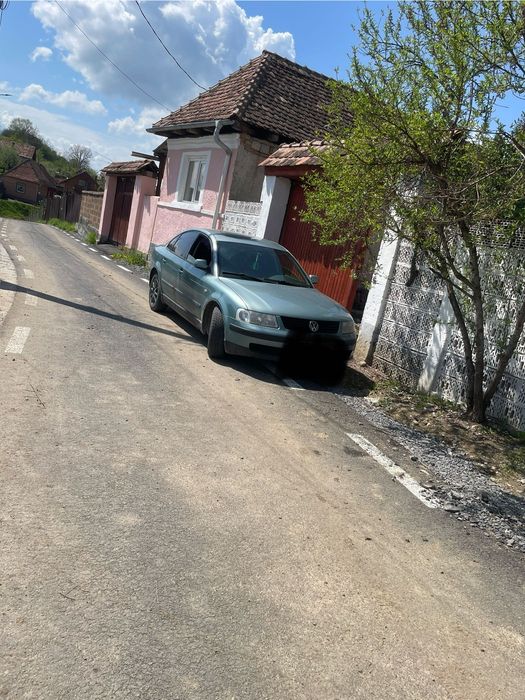 Vând sau schimb cu atv ! Pasat 1.8 benzină