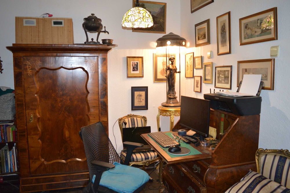 Продава се Многостаен апартамент в София, Център - 100 кв.м за 4500 €/кв.м - Снимка #1